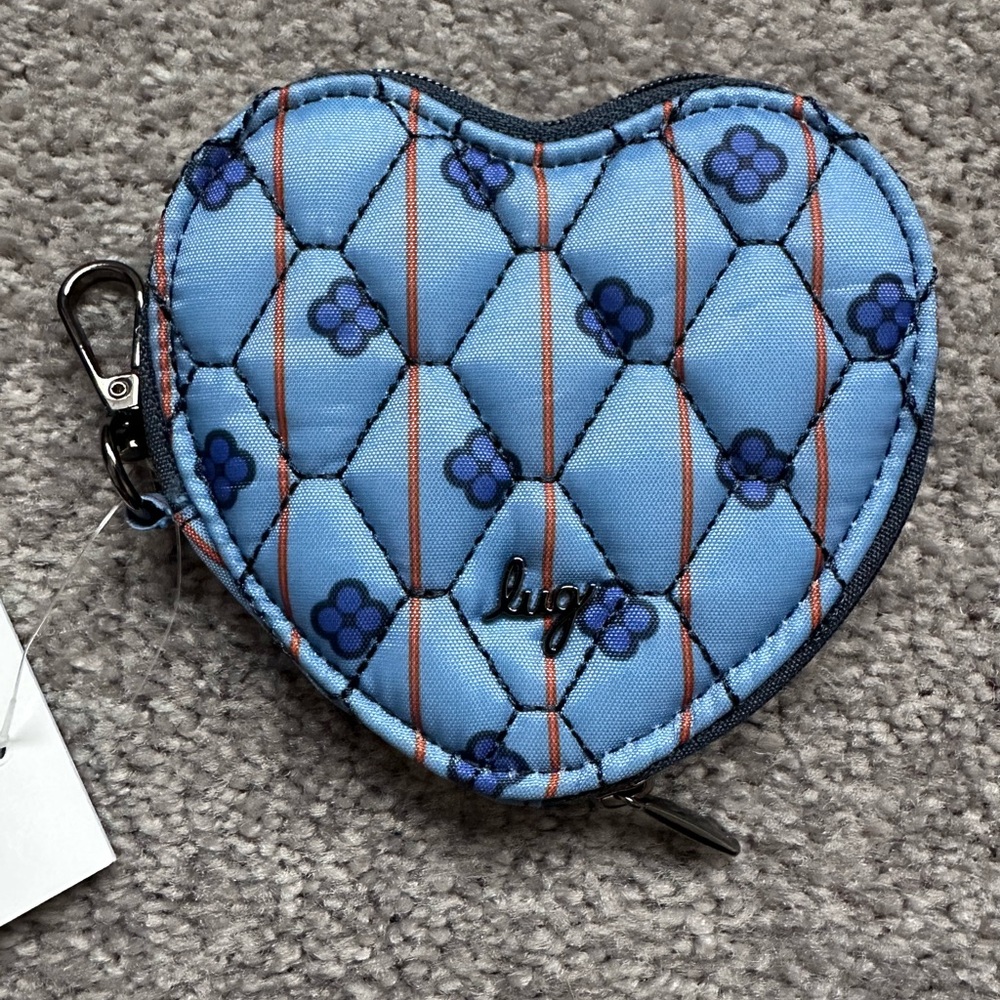 NWT Lug Classic Blue Quilted Heart Pouch Coin Purse Ear Bud Case Wildflower NEW
